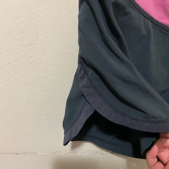 lululemon shorts - Picture 5 of 10